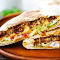 Nacho Cheese Crunchwrap 300 g NEW !! TEX-MEX FIESTA  la REXO IMPORT din Târgu Mureş